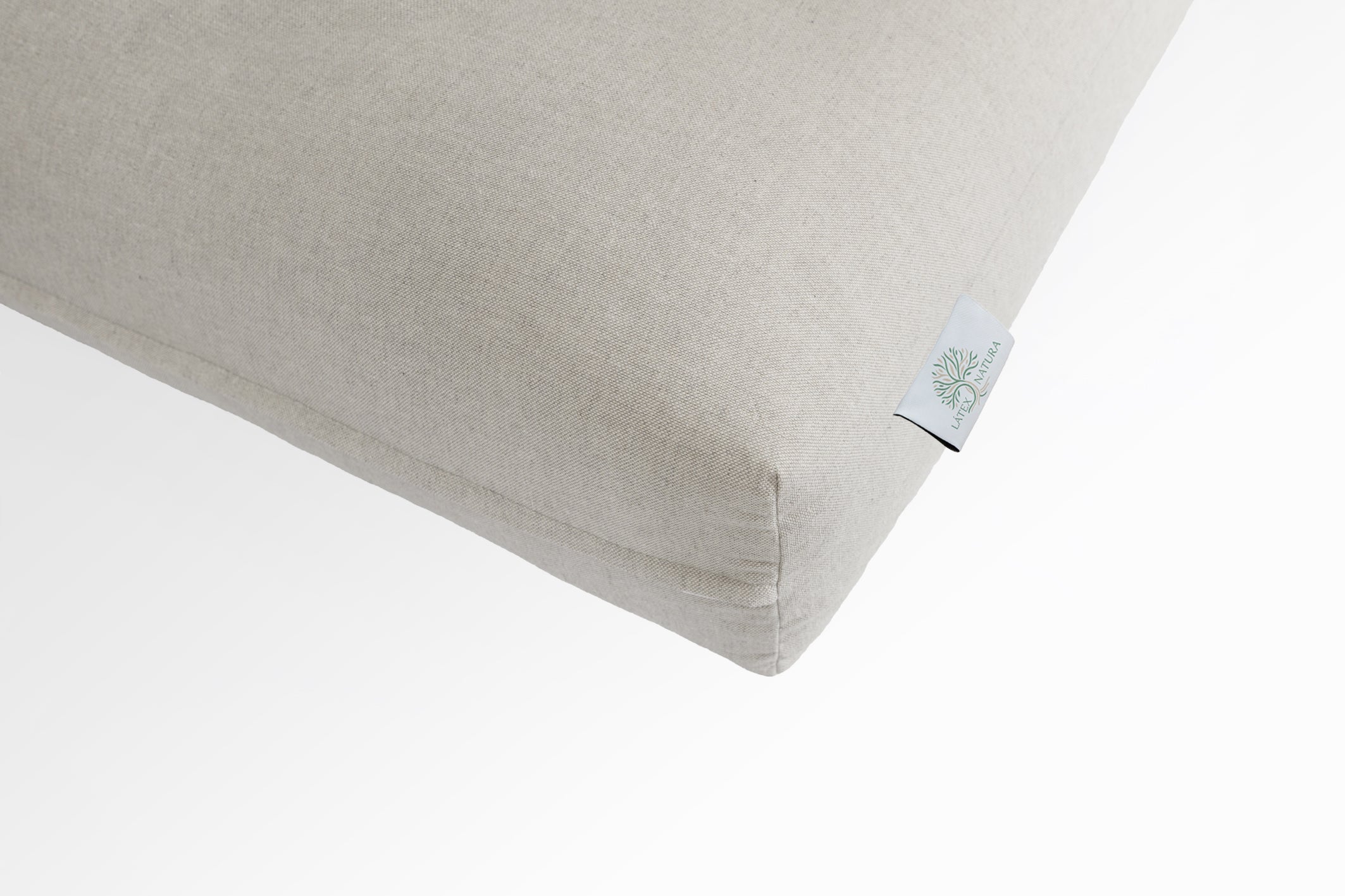 Colchón Látex Natura con funda de algodón natural y hecho artesanalmente en Barcelona